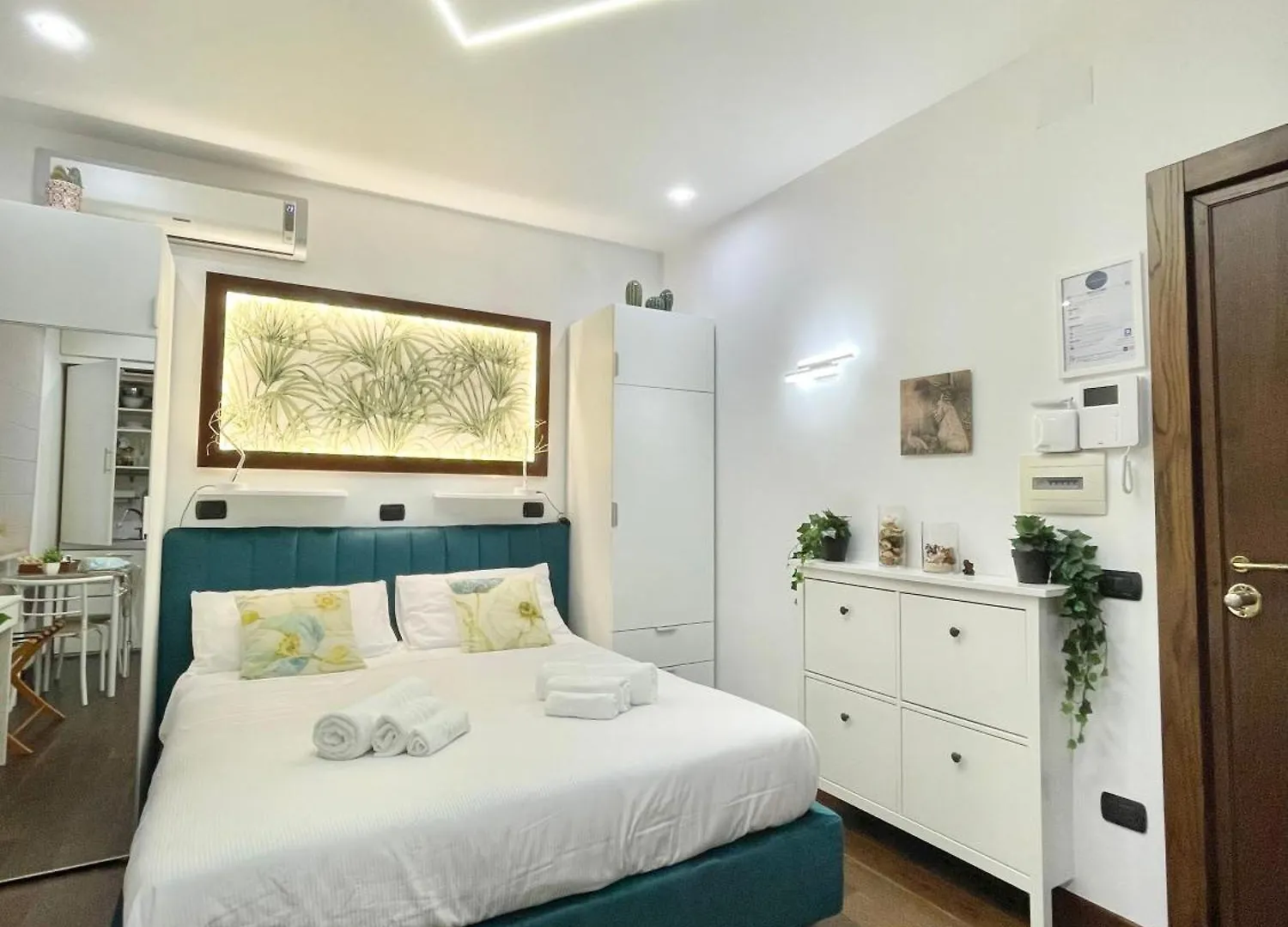 Re Ferdinando Suite Mergellina Naples Apartment